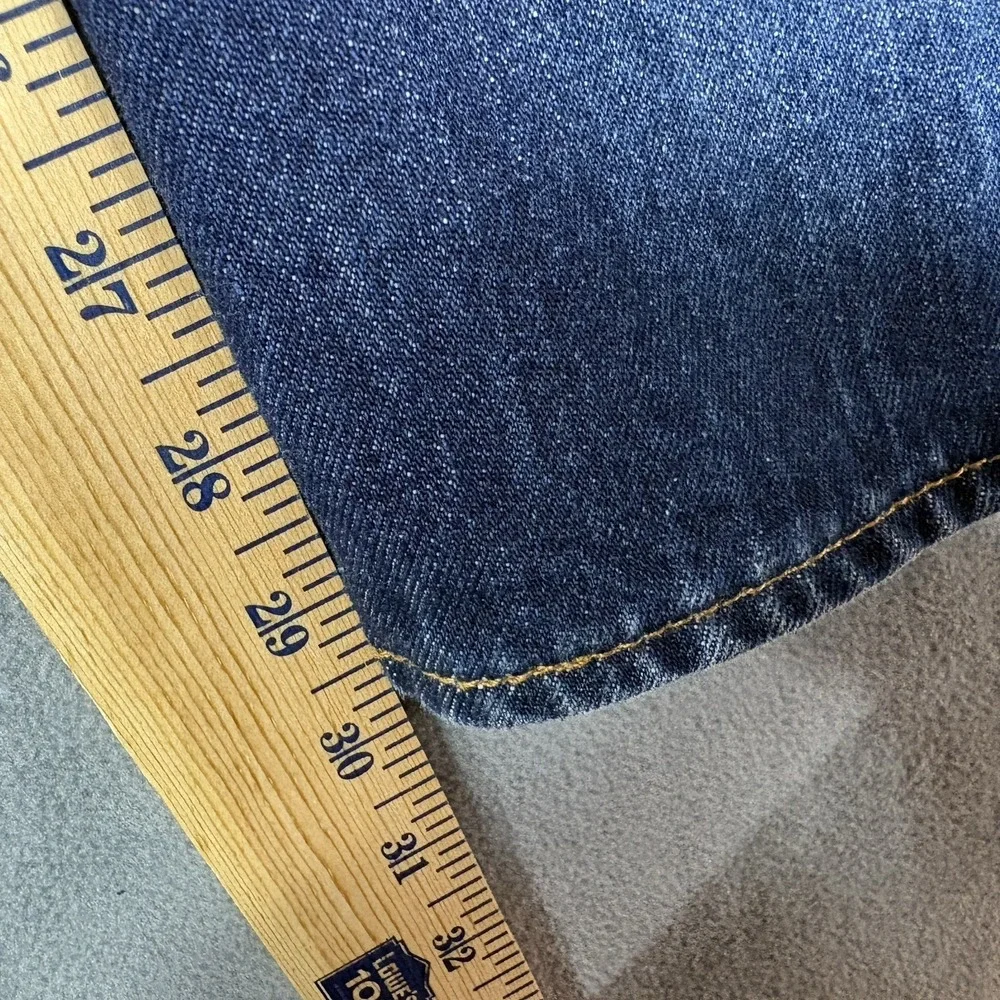 Levis 501 Original Fit Jeans Mens Size 33x30 Button Fly Dark Wash Straight Leg